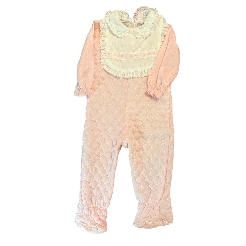 Vintage 1960s Baby Girl Quilted Pink Pram Suit 6–9M by Thomas Eyelet Bib